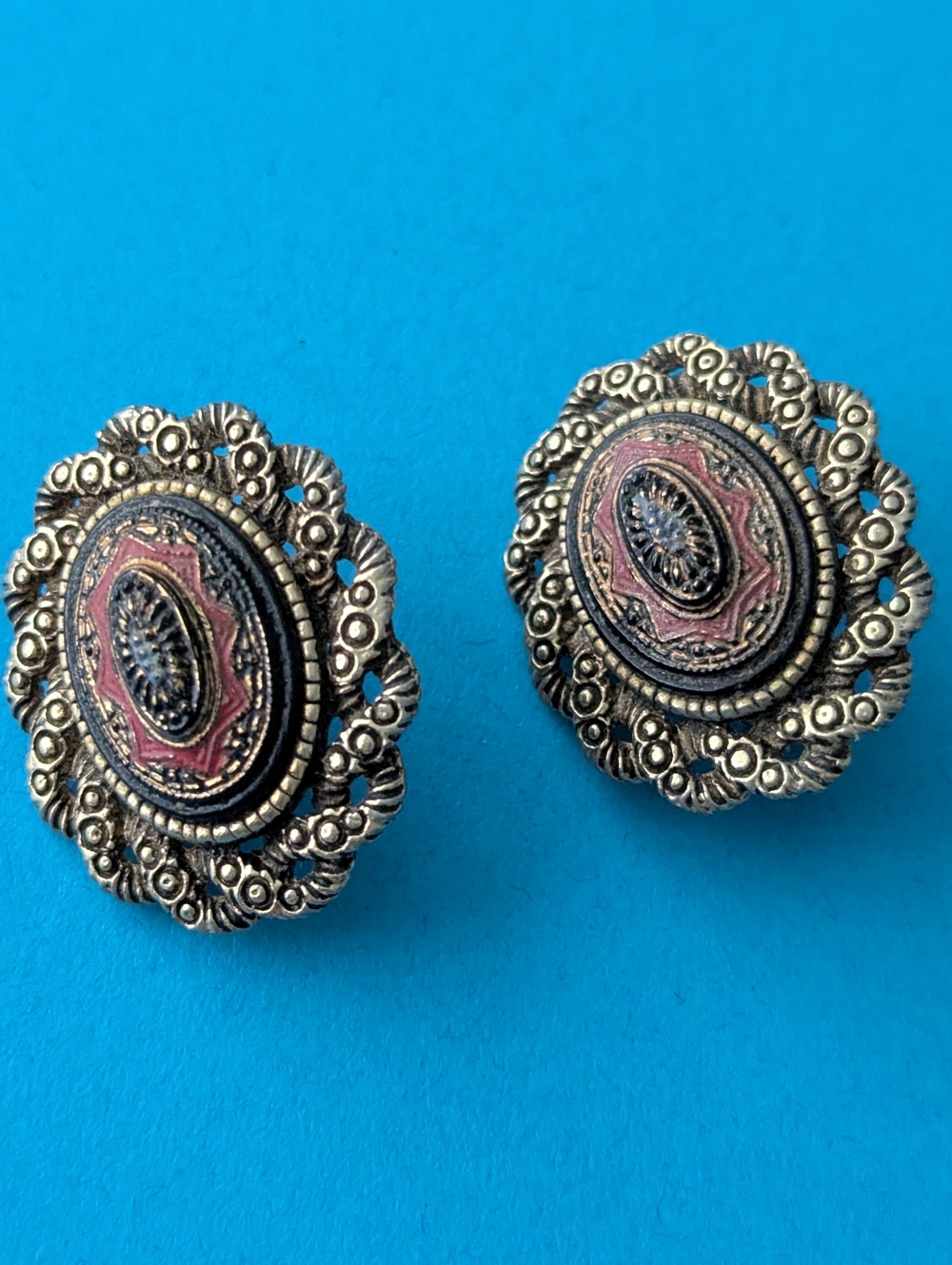 Vintage Sarah Coventry "Old Vienna" Brooch/Pendant, Earrings & Ring! - Picture 4 of 8